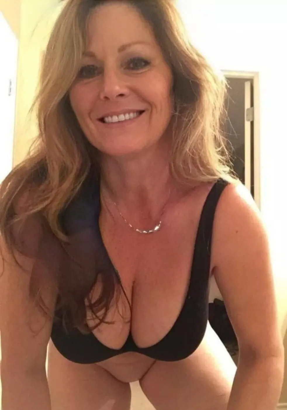 Lina, 30 Jahre — sextreffen in Bremerhaven