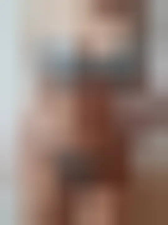 Clara, 23 Jahre — sextreffen in Neue Neustadt