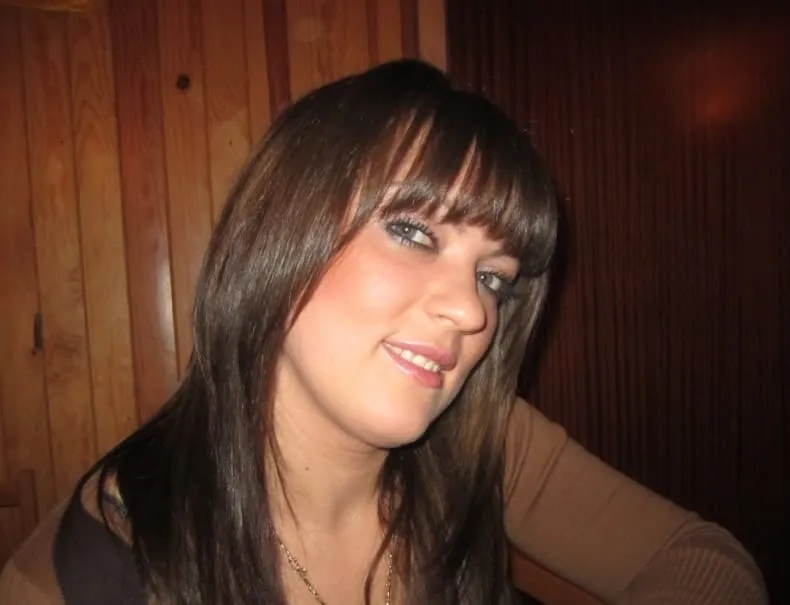Lea, 24 Jahre — sextreffen in Bergisch Gladbach