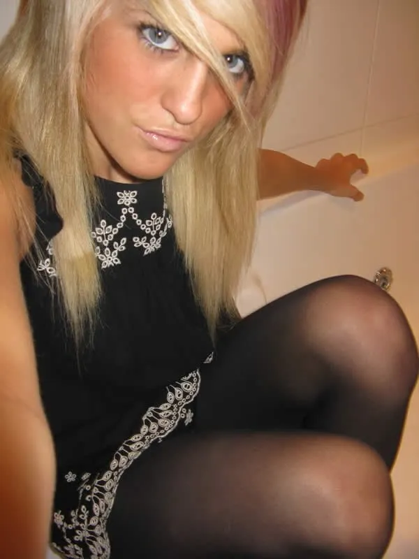 Thea, 24 Jahre — sextreffen in Wedding
