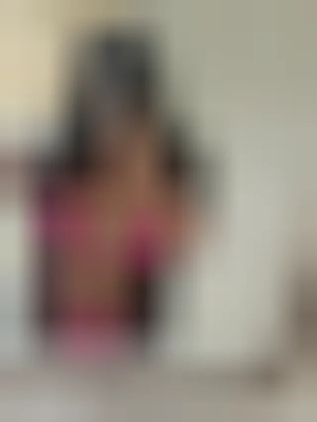 Julia, 25 Jahre — sextreffen in Vaterstetten