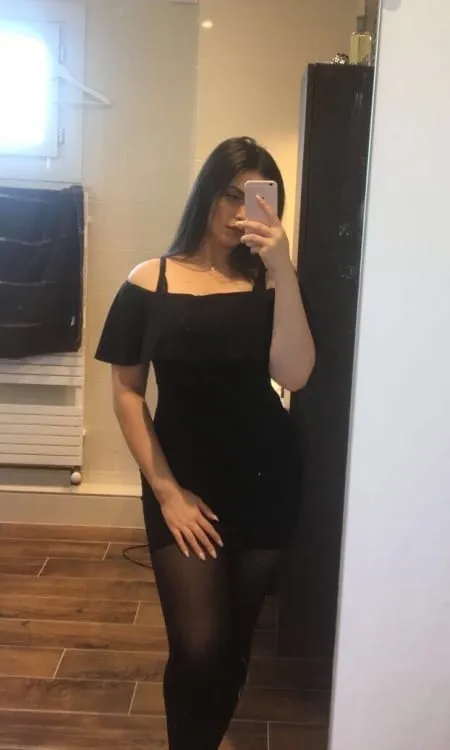 Maya, 24 Jahre — sextreffen in Schwerin