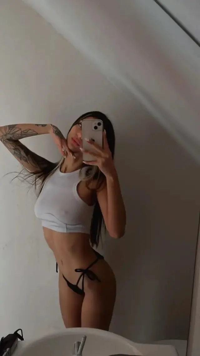Clara, 32 Jahre — sextreffen in Bogenhausen