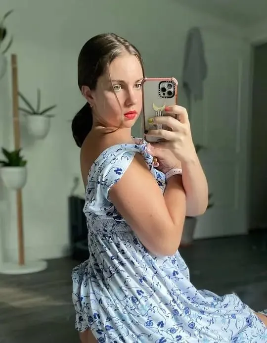 Frieda, 21 Jahre — sextreffen in Regensburg