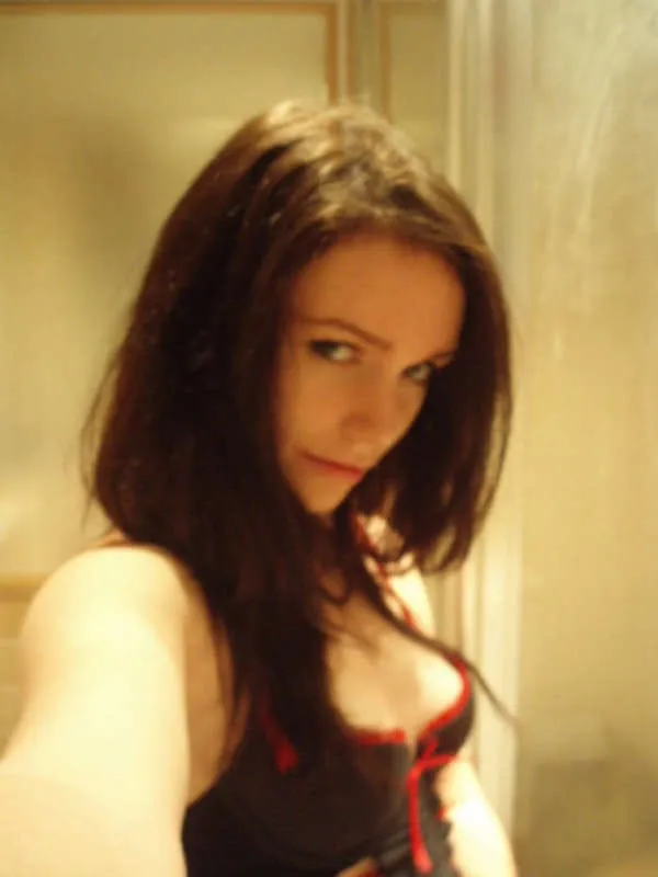 Kira, 24 Jahre — sextreffen in Bexbach
