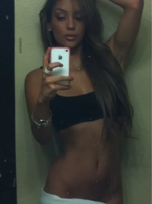Vanessa, 25 Jahre — sextreffen in Krefeld